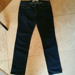 Abercrombie jeans, 28x28 1/2, 6S
